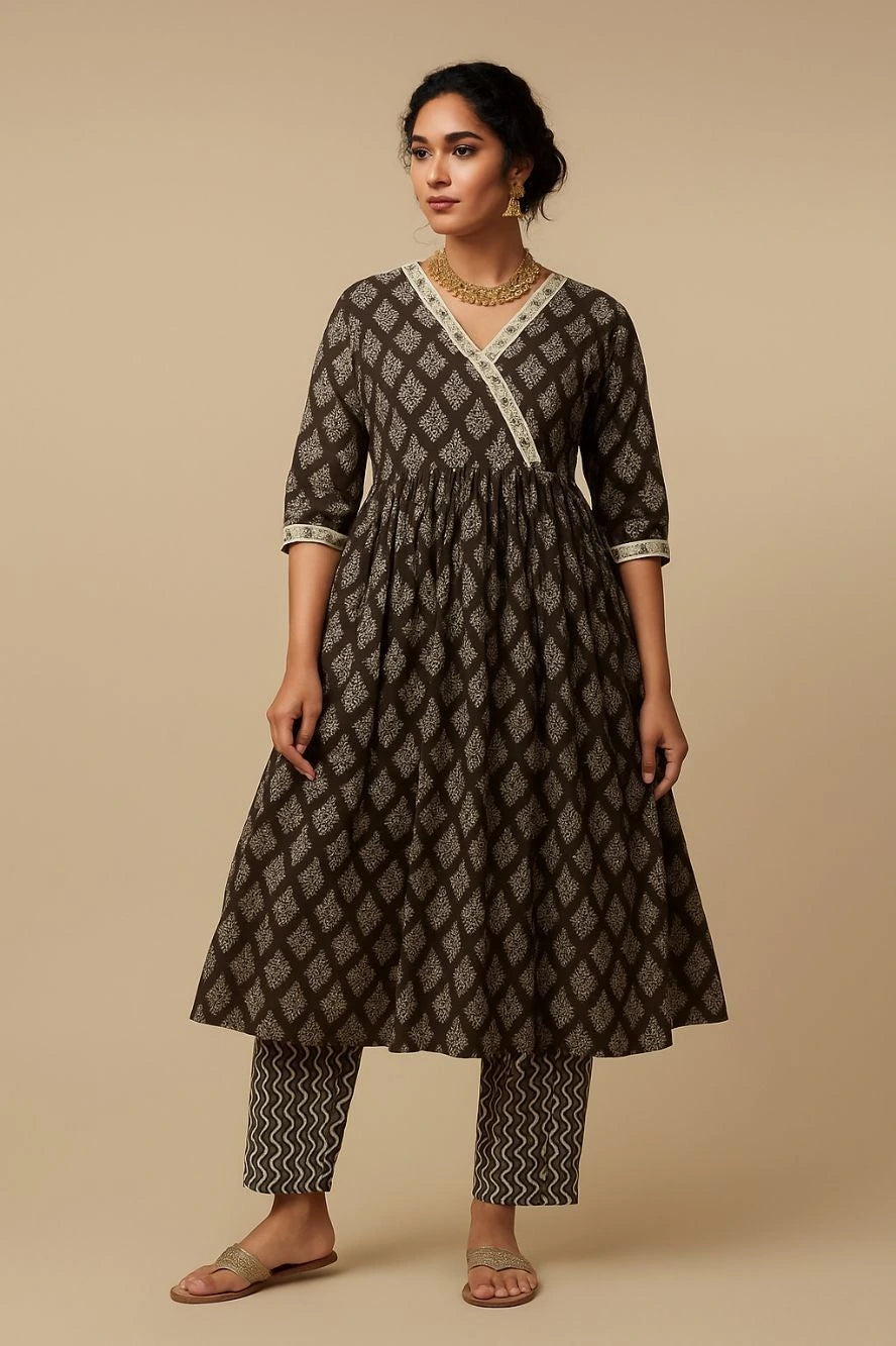 Angrakha V-neckline kurta set