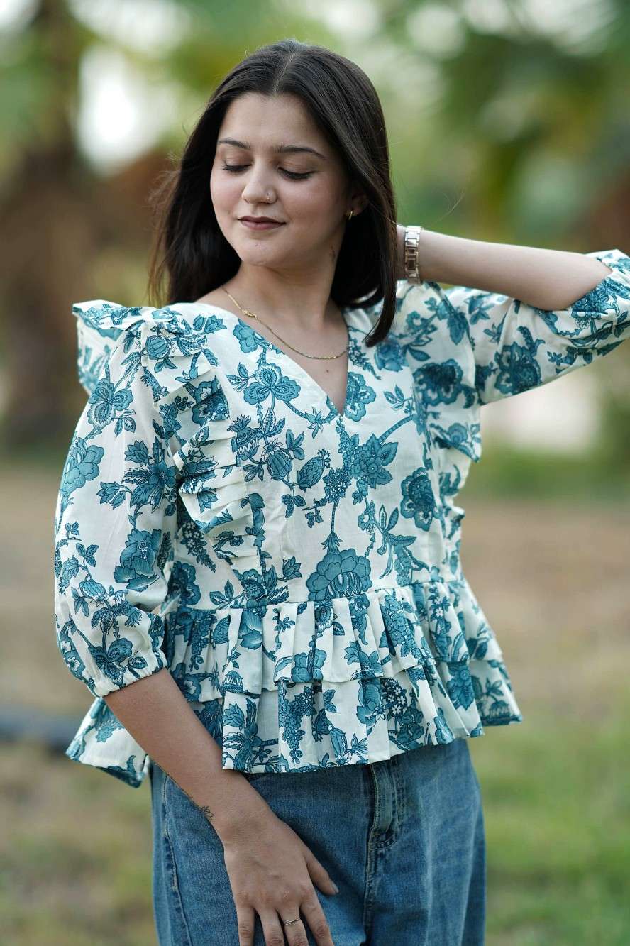 Neel Ruffle Top
