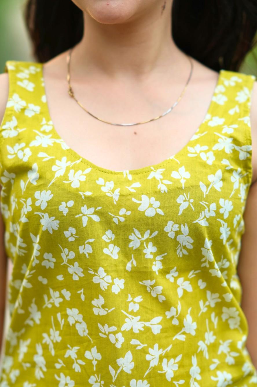 Saanvi Fitted Top
