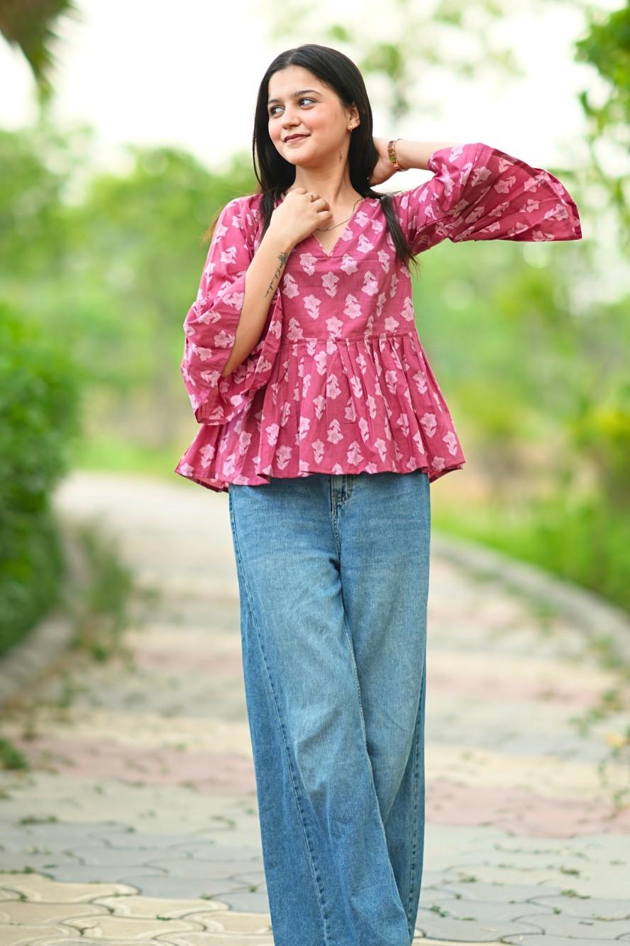 Gul Ruffle Top