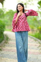 Gul Ruffle Top