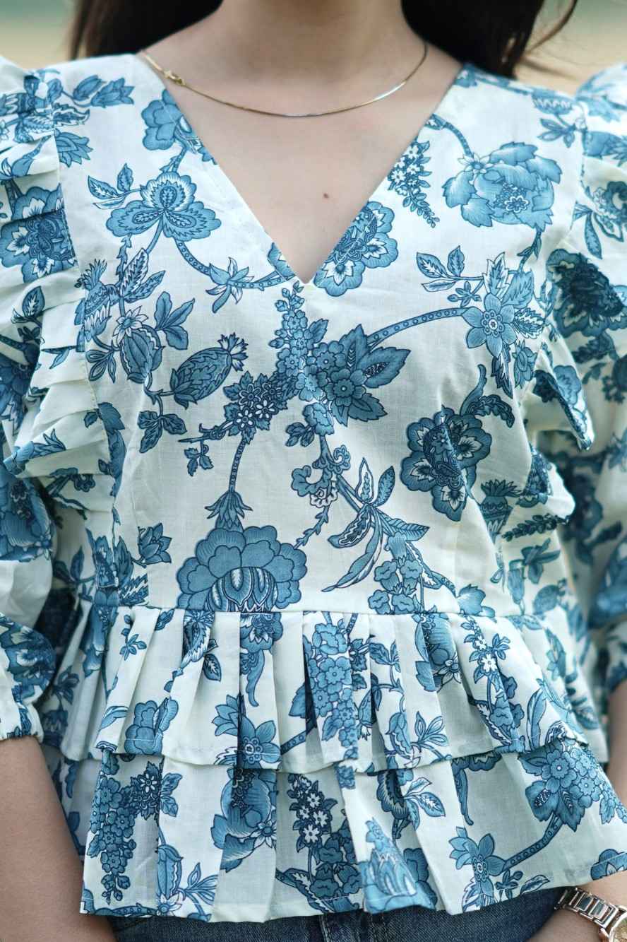 Neel Ruffle Top