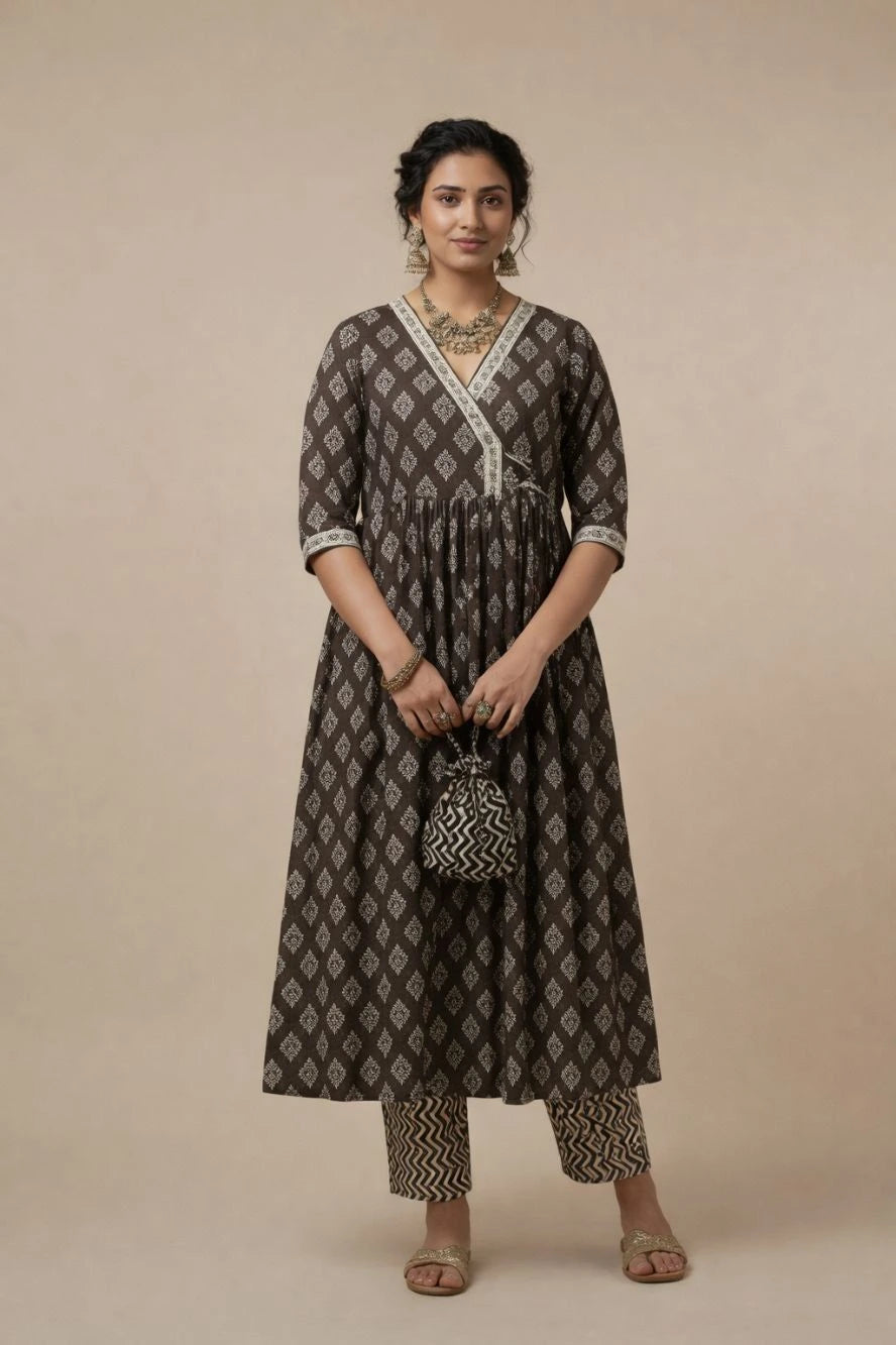 Angrakha V-neckline kurta set